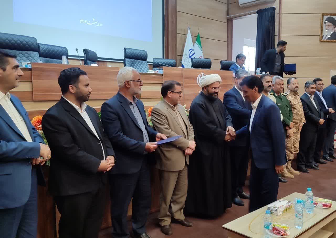 کارگر پیشرو صالح