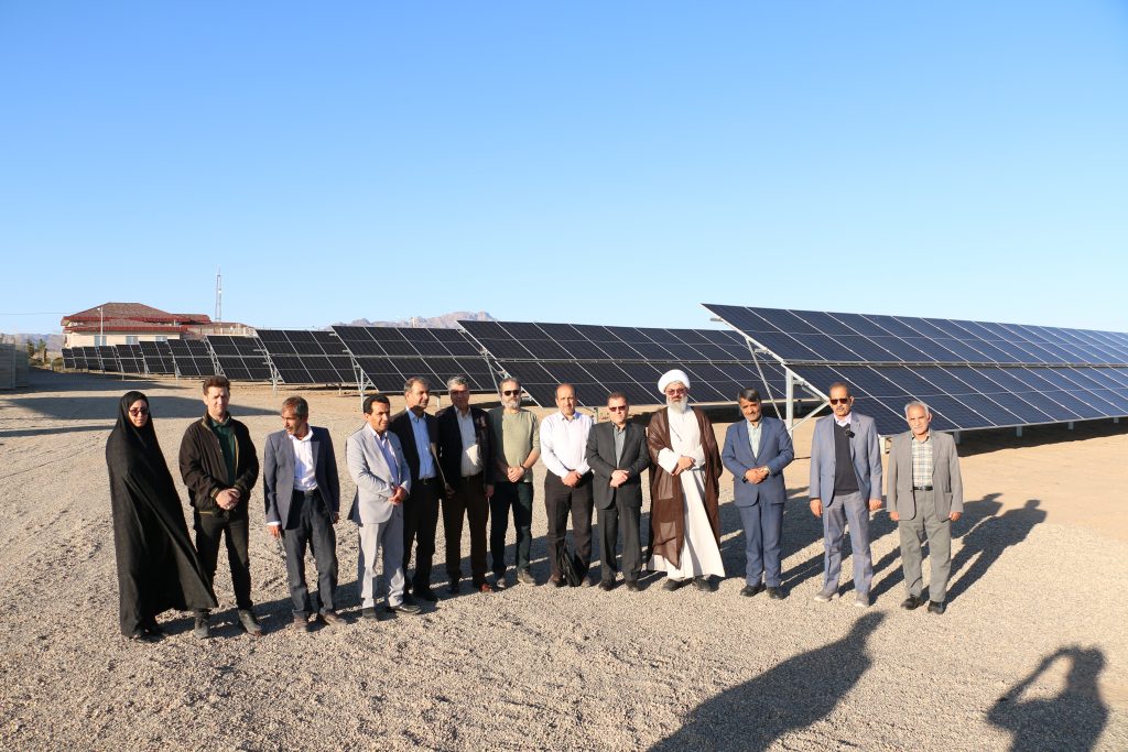 نیروگاه خورشیدی کاشمر